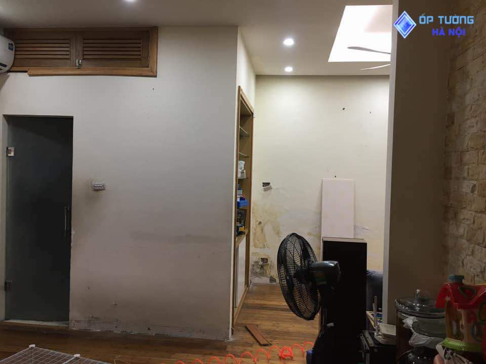 Ốp Tường Hà Nội thi công ốp tấm nhựa nano tại Cầu Giấy Hà Nội tấm nhựa nano