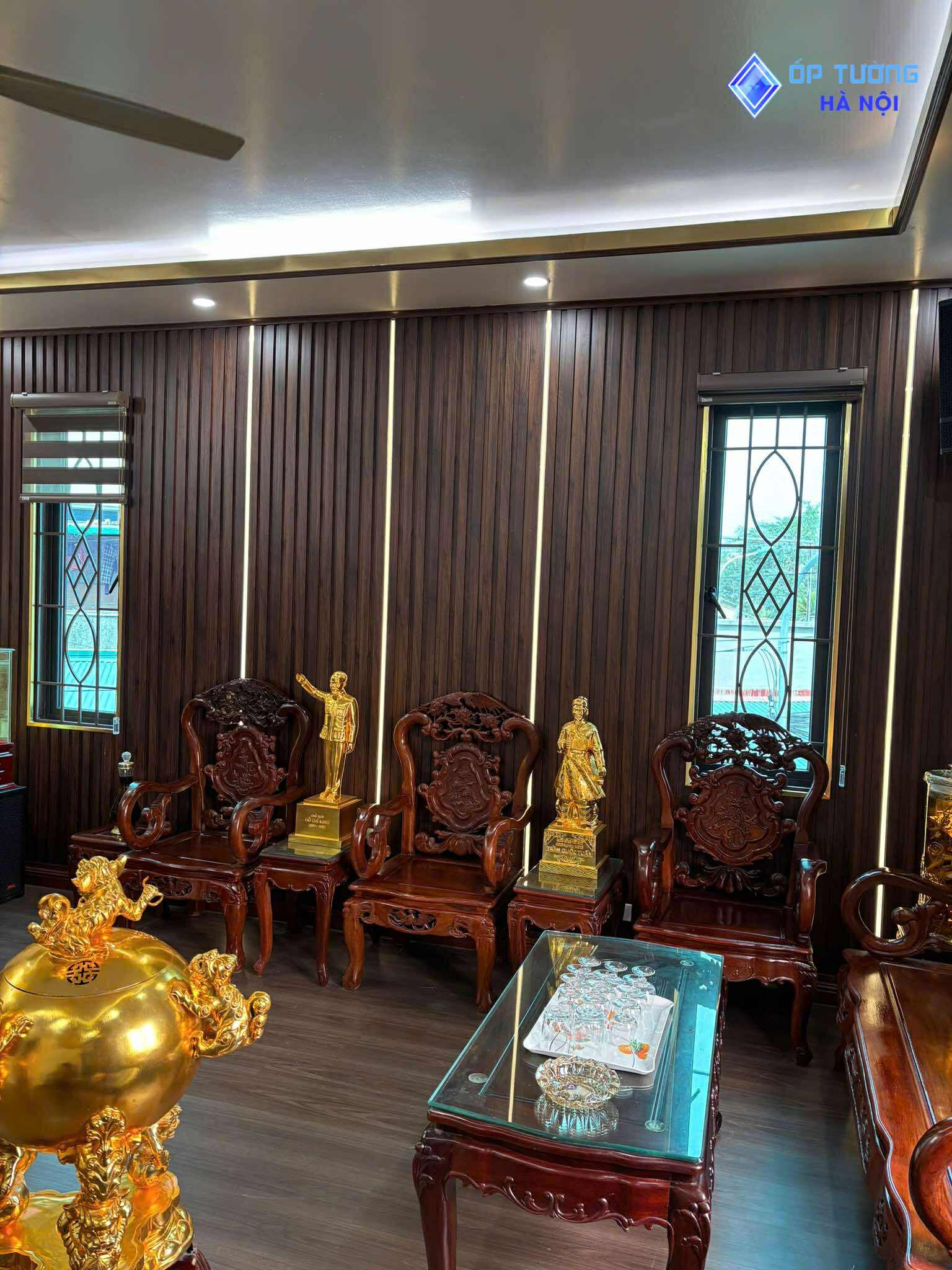 Thi Công Tấm Ốp Lam Sóng Trọn Gói Giá Rẻ Thi Công Tấm Ốp Lam Sóng Trọn Gói Giá Rẻ