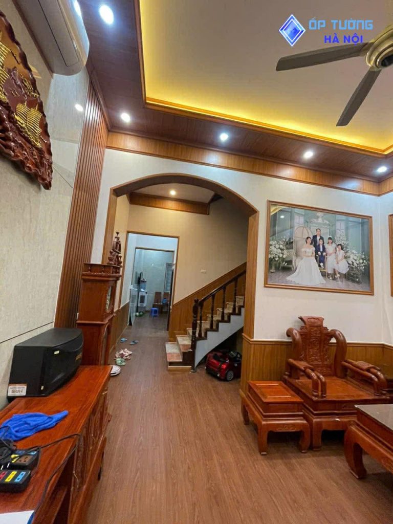 Ốp Tường Hà Nội thiết kế thi công tấm ốp tường pvc tại Lĩnh Nam-Hà Nội