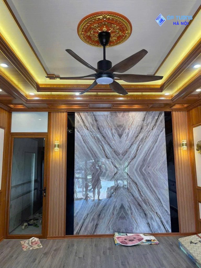 THI CÔNG TẤM NHỰA ỐP TƯỜNG NANO-GIẢI PHÁP TRANG TRÍ NỘI THẤT HIỆN ĐẠI 5 TẤM NHỰA ỐP TƯỜNG NANO